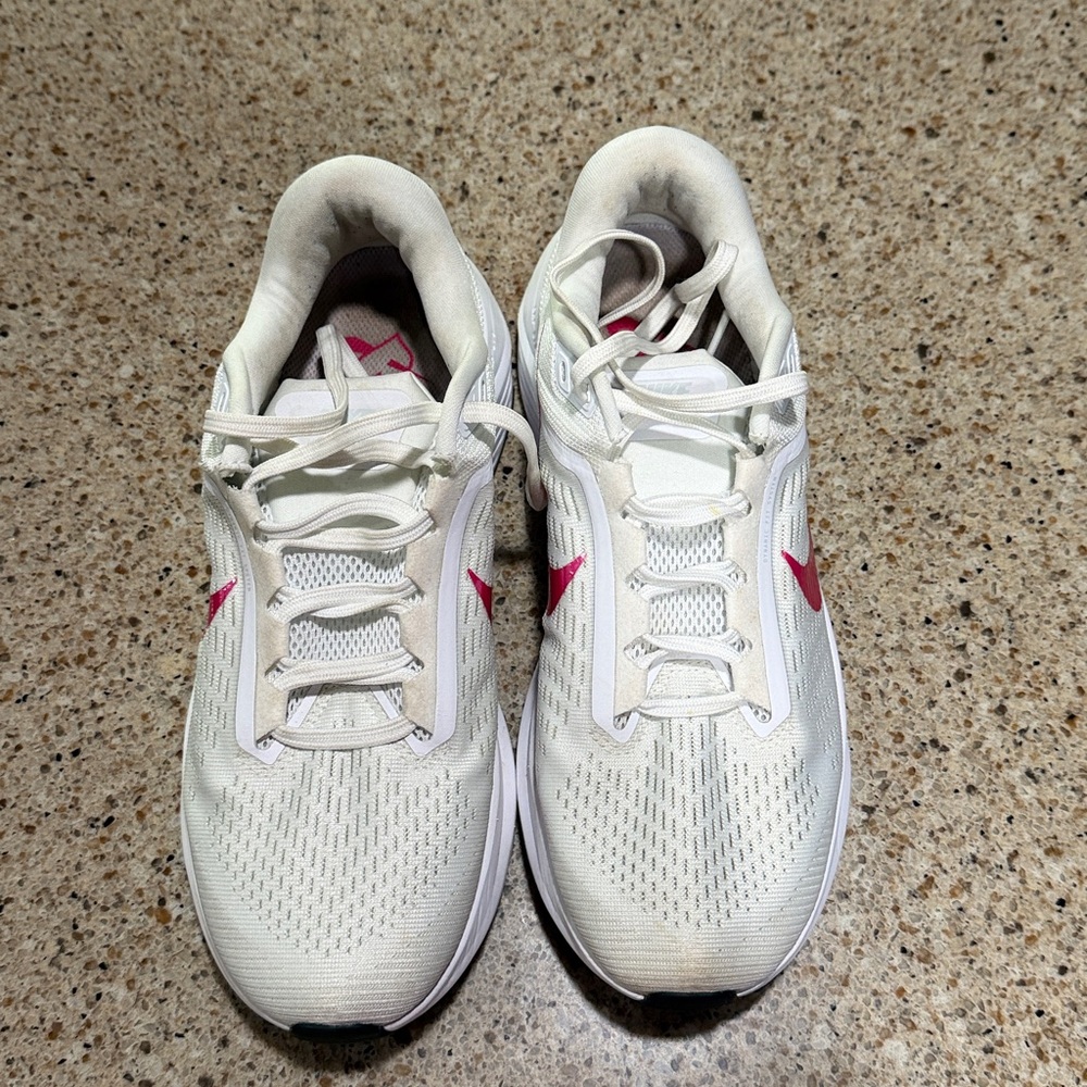 Nike Zoom Structure 24 White Sneakers